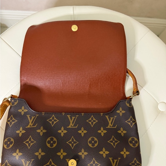 Louis Vuitton Brown and Tan Monogram Shoulder Bag - Picture 6 of 11